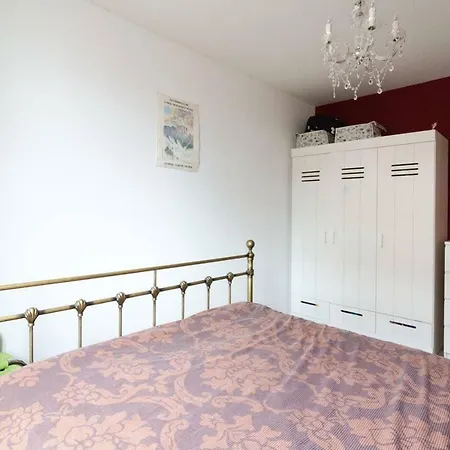 Modern Close To The City Center *